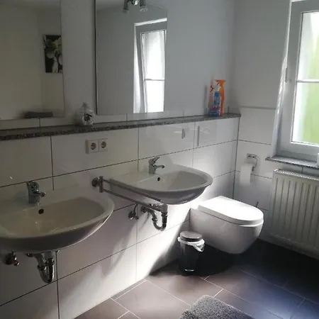 Am Bodensee Mit Wintergarten, Garten Und Grillhaus Bis 6 Person *