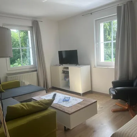 Am Bodensee Mit Wintergarten, Garten Und Grillhaus Bis 6 Person Apartment