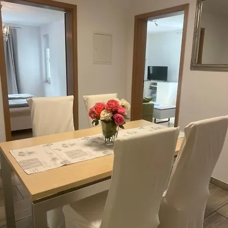 Am Bodensee Mit Wintergarten, Garten Und Grillhaus Bis 6 Person Uhldingen-Mühlhofen